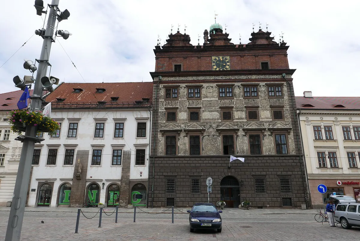 Renaissance Town Hall Plzeň Architecture Guide: Top 9 Features
